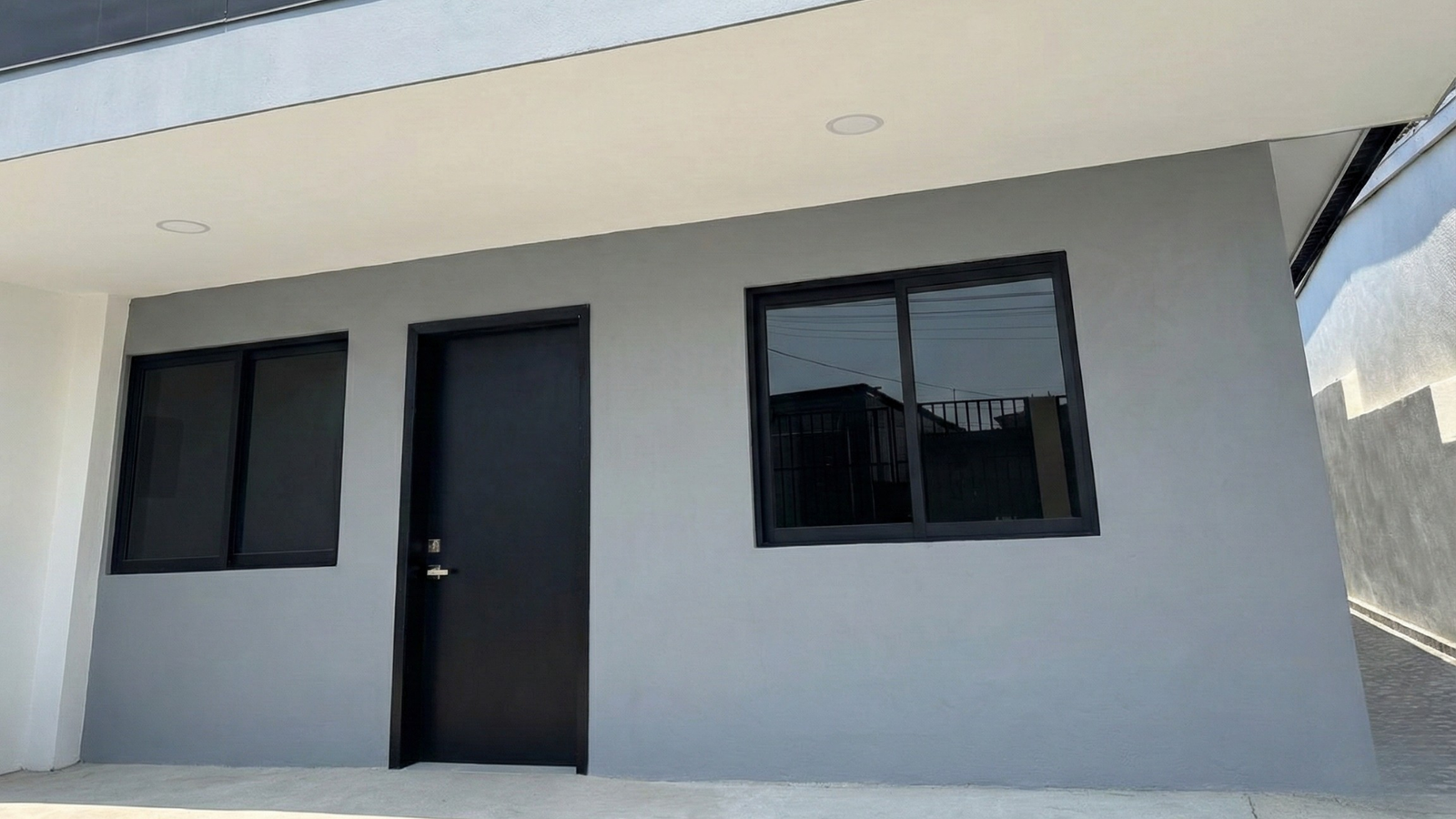 Distribución inteligente y espacios integrados en 96m2